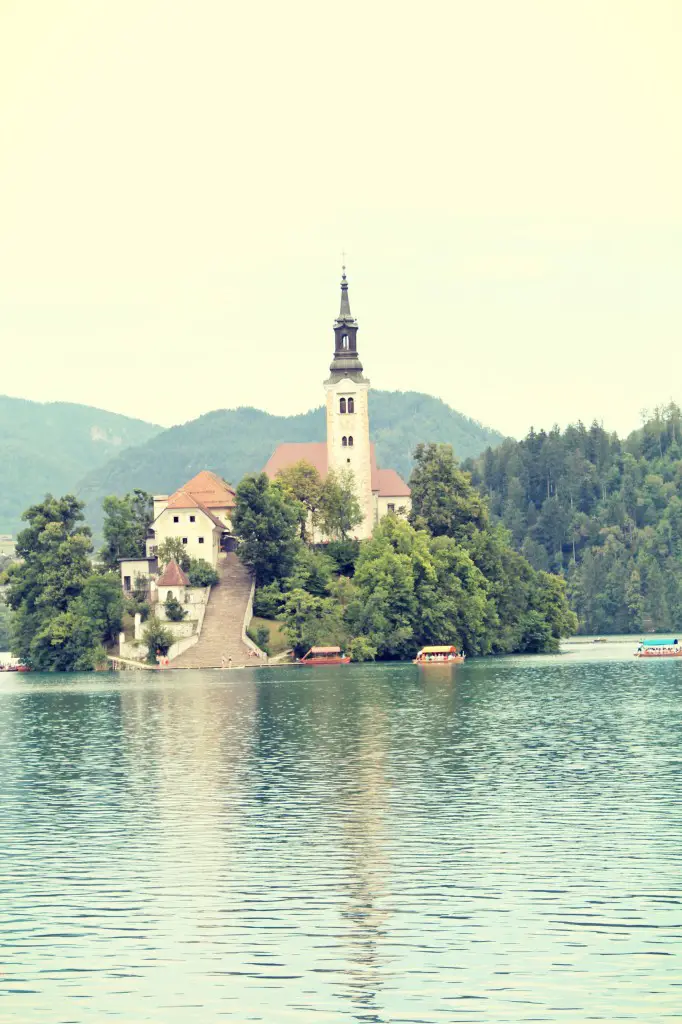 Marieninsel im Bleder See - auf Roadtrip durch Slowenien