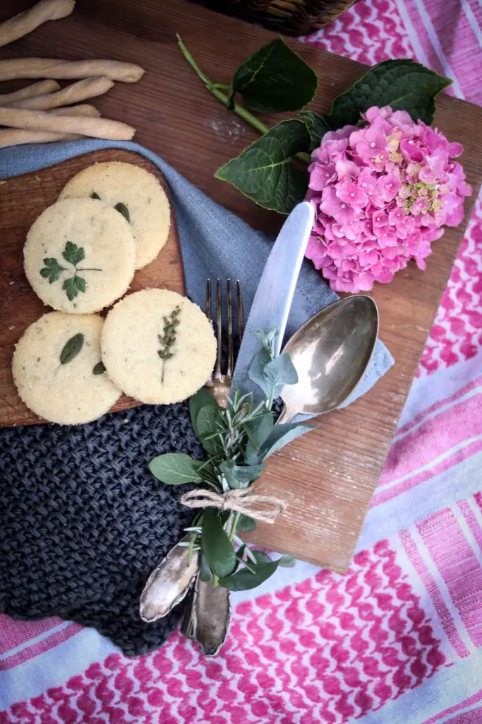 Shortbread Cookies mit Kräutern - Mein wunderbares Chaos