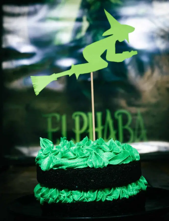Wicked Cake: Halloween-Törtchen inspiriert von Elphaba